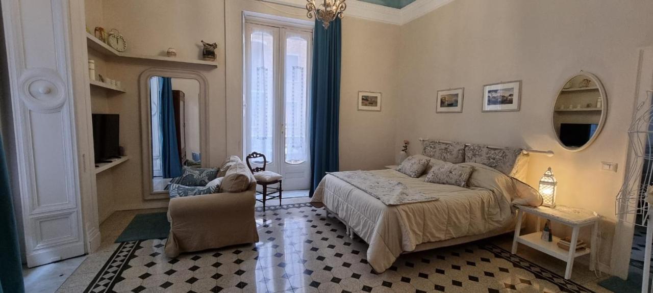 Dimora Donn'Alba Apartman Nápoly Kültér fotó