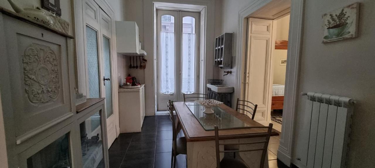 Dimora Donn'Alba Apartman Nápoly Kültér fotó